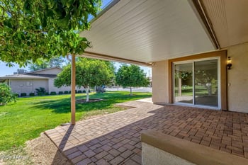 19041 Lake Forest Dr, Sun City, AZ 85373