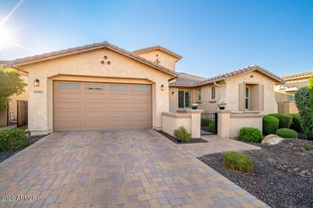 19042 54th Ln, Glendale, AZ 85308