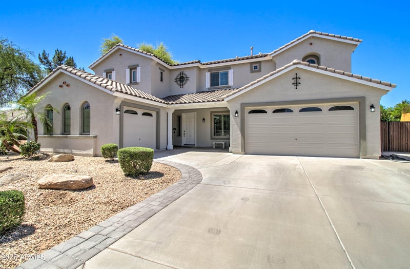 19047 Raven Dr, Queen Creek, AZ 85142
