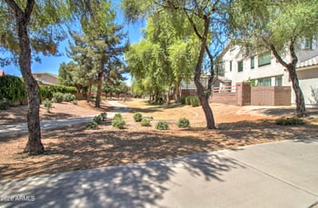 19047 Raven Dr, Queen Creek, AZ 85142