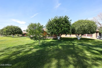 19049 Lakeforest Dr, Sun City, AZ 85373