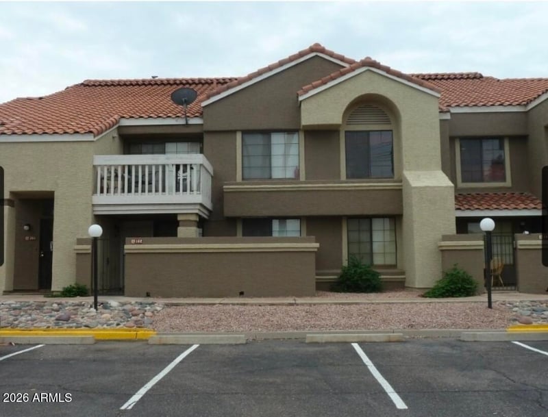 1905 University Dr #102, Tempe, AZ 85288