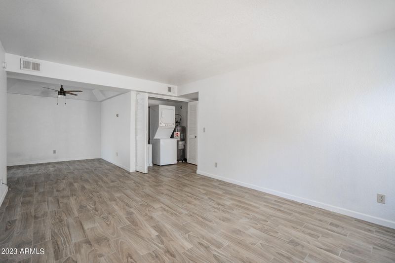 1905 E University Dr #112, Tempe, AZ 85288