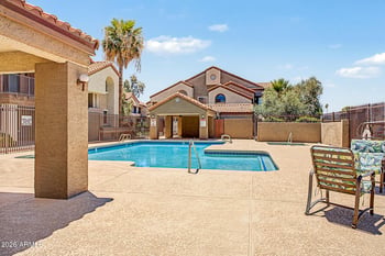 1905 University Dr #132, Tempe, AZ 85288