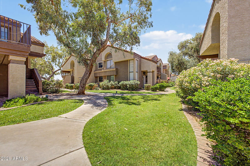 1905 University Dr #246, Tempe, AZ 85288