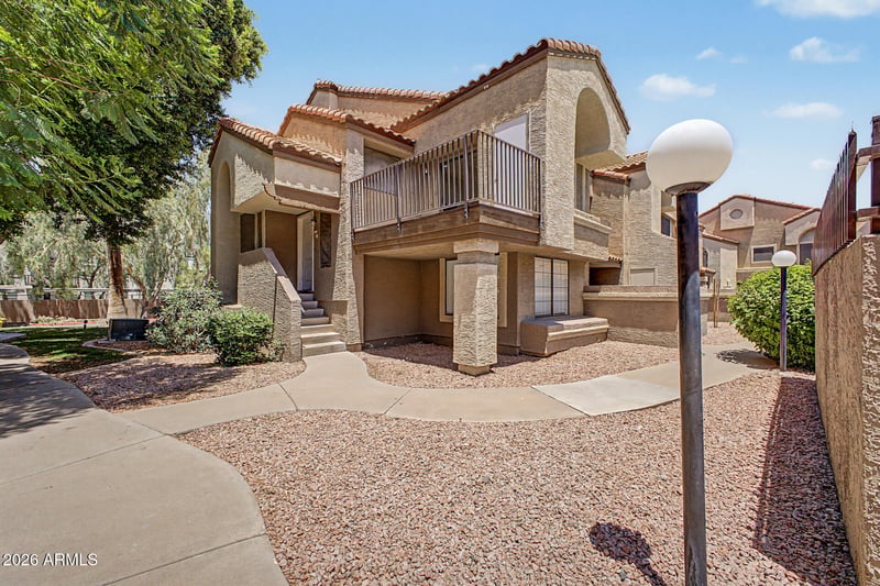 1905 University Dr #246, Tempe, AZ 85288