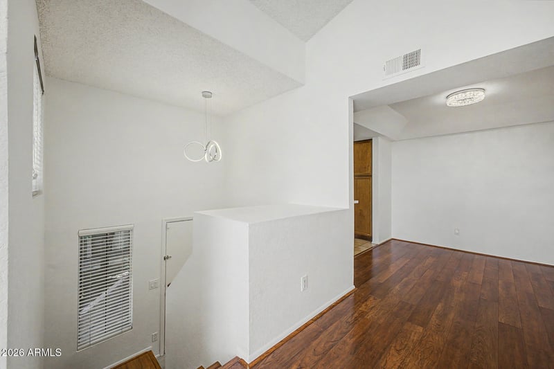 1905 University Dr #246, Tempe, AZ 85288