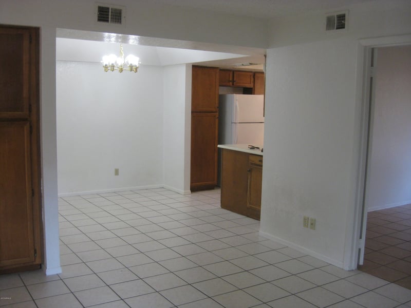 1905 University Dr #157, Tempe, AZ 85288