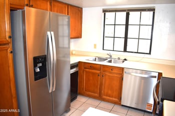 1905 University Dr #157, Tempe, AZ 85288