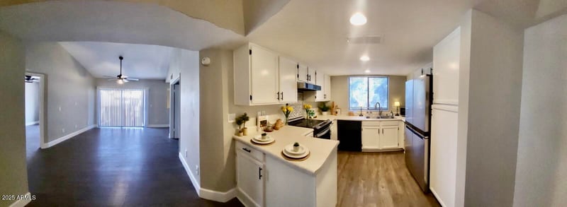 1905 University Dr #210, Tempe, AZ 85288