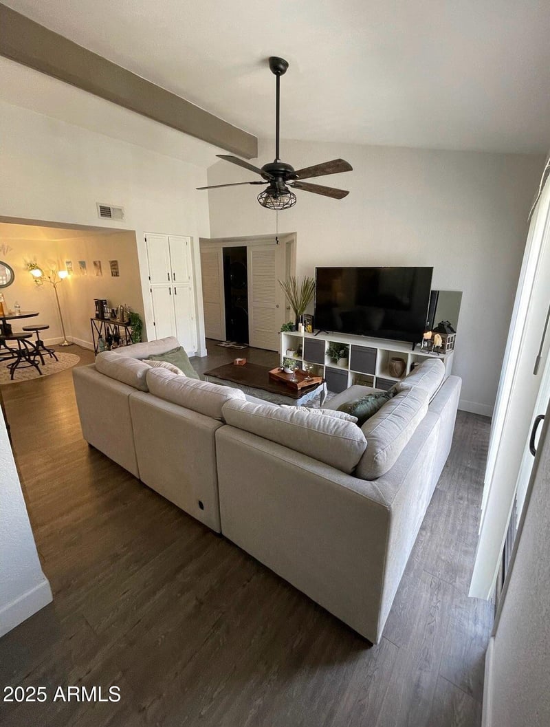 1905 University Dr #210, Tempe, AZ 85288