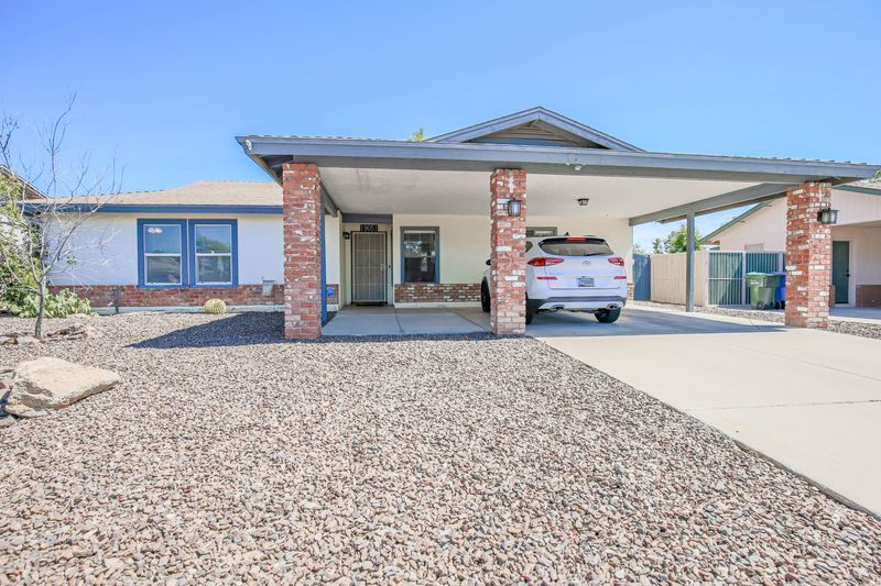 19051 N 2nd Dr, Phoenix, AZ 85027