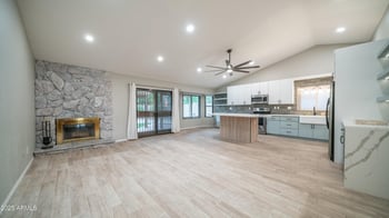 19055 5th Ave, Phoenix, AZ 85027