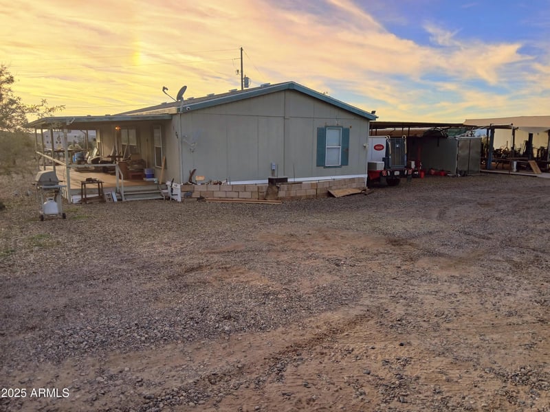1906 Calvary Rd, New River, AZ 85087