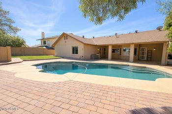 1906 Caroline Ln, Tempe, AZ 85284