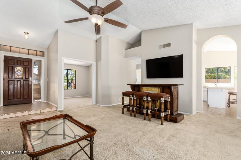 1906 E Belmont Dr, Tempe, AZ 85284