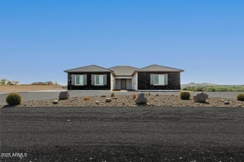 1907 Brooke Ln, Queen Creek, AZ 85144