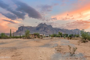 1907 Foothill St, Apache Junction, AZ 85119
