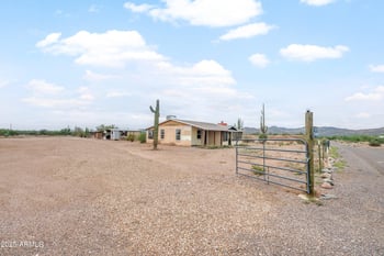 1907 Foothill St, Apache Junction, AZ 85119