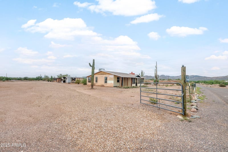 1907 Foothill St, Apache Junction, AZ 85119