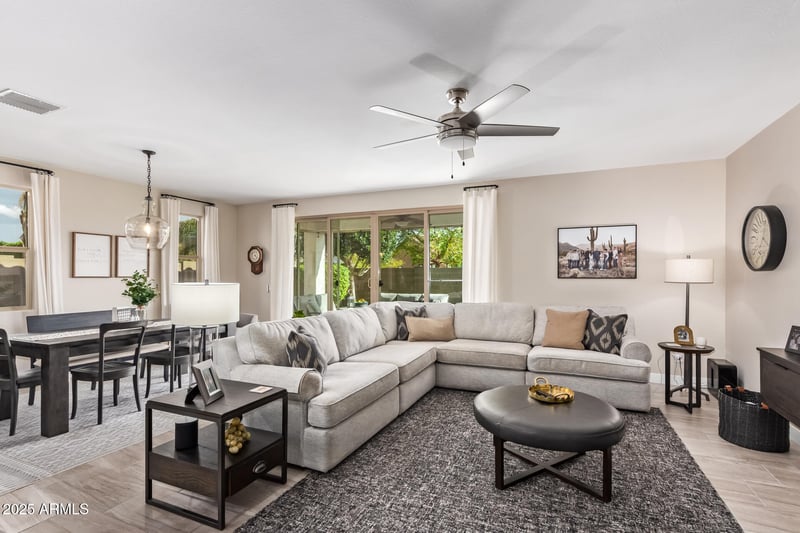 19071 Shangri La Rd, Surprise, AZ 85388