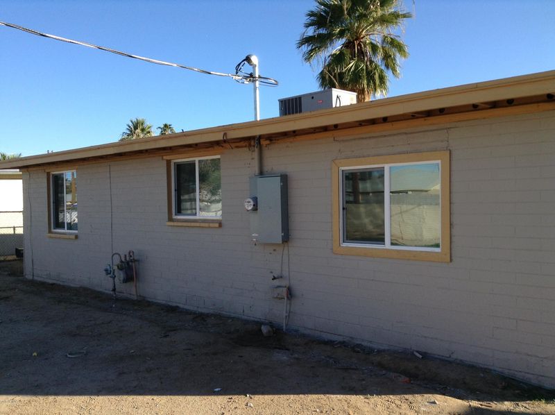 1908 E Pleasant Ln, Phoenix, AZ 85042