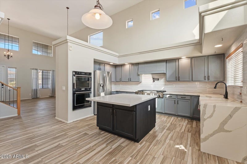 1909 174th Ln, Goodyear, AZ 85338