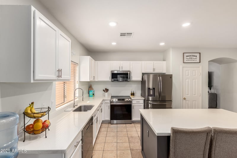 1909 80th Ave, Phoenix, AZ 85043