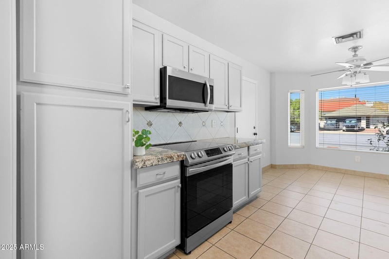 1909 Villa Theresa Dr, Phoenix, AZ 85022