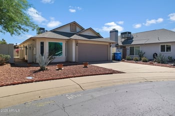 1909 Villa Theresa Dr, Phoenix, AZ 85022