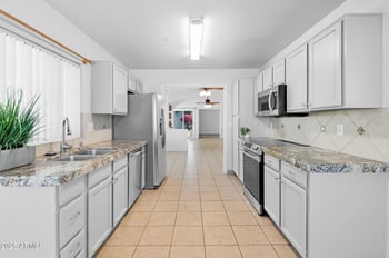 1909 Villa Theresa Dr, Phoenix, AZ 85022