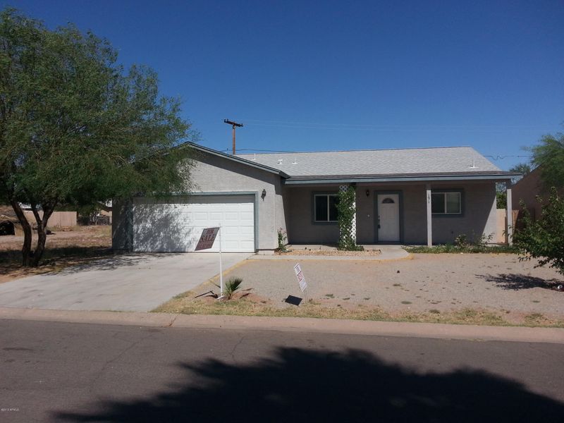 191 N Peretz Cir, Morristown, AZ 85342