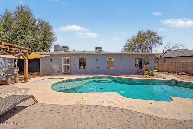 1910 E June Cir, Mesa, AZ 85203