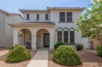 1910 Emily Ln, Gilbert, AZ 85295