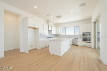 1910 Empeltre Rd, San Tan Valley, AZ 85140