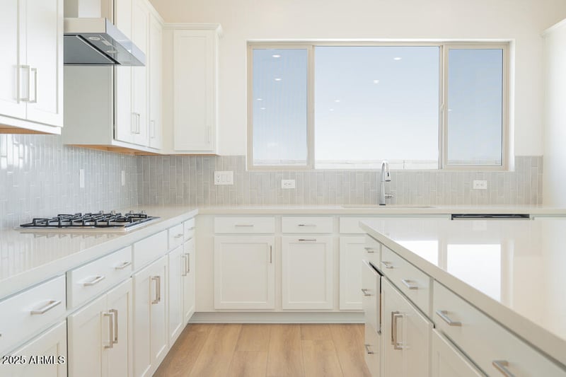 1910 Empeltre Rd, San Tan Valley, AZ 85140