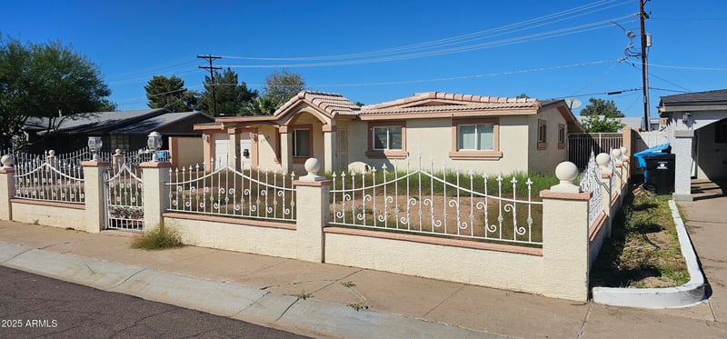 1910 Georgia Ave, Phoenix, AZ 85015