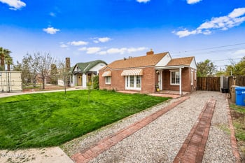 1910 Holly St, Phoenix, AZ 85009