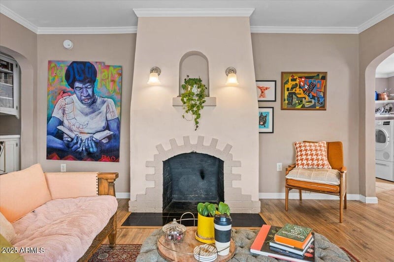 1910 Holly St, Phoenix, AZ 85009