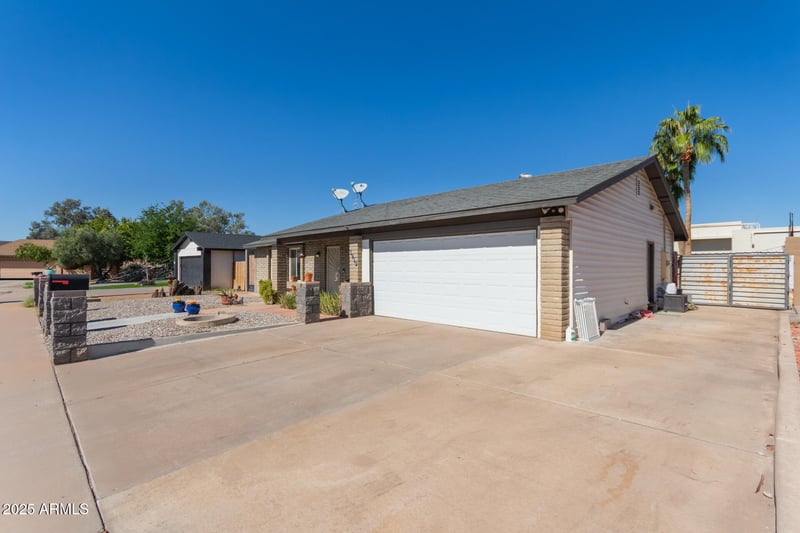 1910 Onza Ave, Mesa, AZ 85202