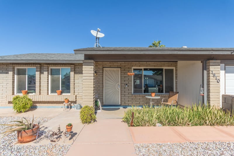 1910 Onza Ave, Mesa, AZ 85202