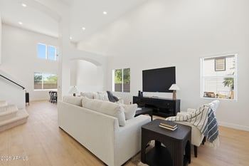 1910 Portland Ave, Gilbert, AZ 85295