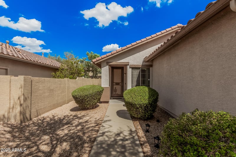 1910 St Exupery Dr, Anthem, AZ 85086