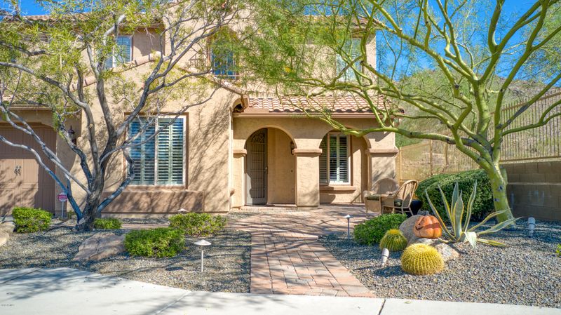 1910 W Chimney Rock Rd, Phoenix, AZ 85085