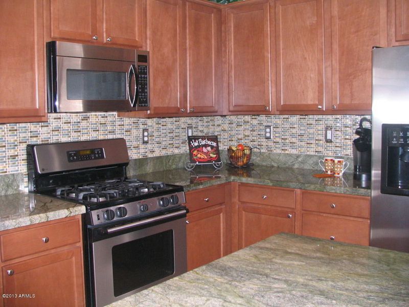 1910 W Whitman Ct, Anthem, AZ 85086