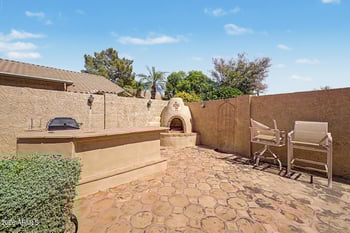 19105 90th Dr, Peoria, AZ 85382