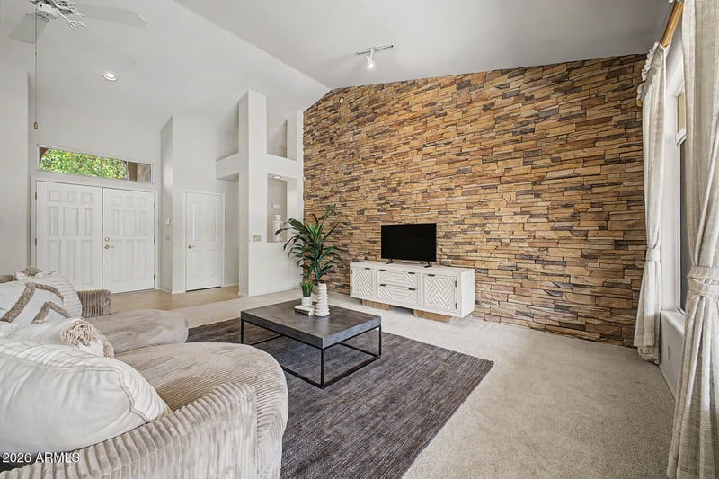 19105 90th Dr, Peoria, AZ 85382