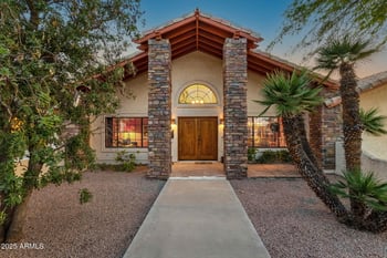 1911 Bruce Ave, Gilbert, AZ 85234