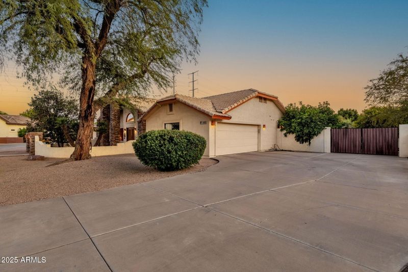 1911 E Bruce Ave, Gilbert, AZ 85234