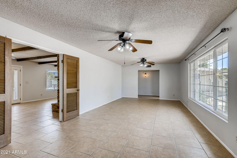 1911 E Fountain St, Mesa, AZ 85203